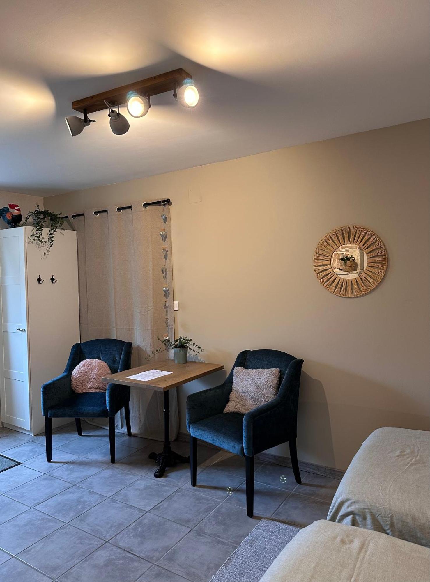 Chambres D'Hotes Maison Balady Bellenaves エクステリア 写真